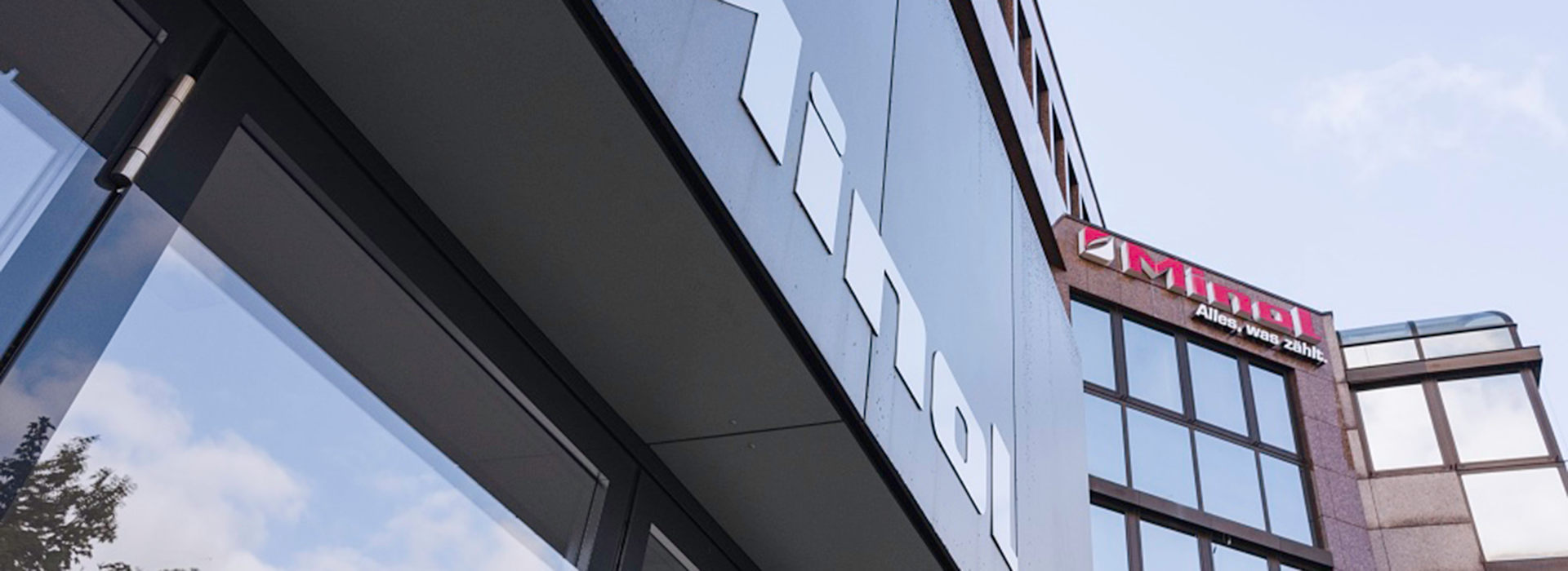 Ansicht Brunata Minol Gebäude Haupteingang